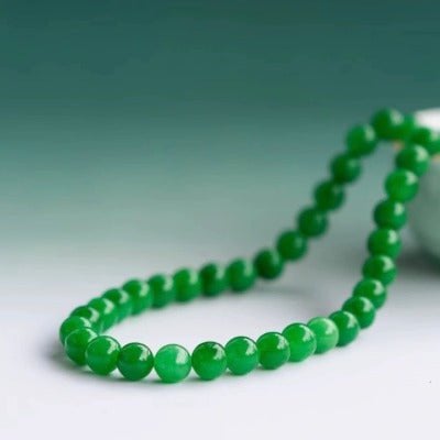 Tijdloze levendige groene jade kralen ketting