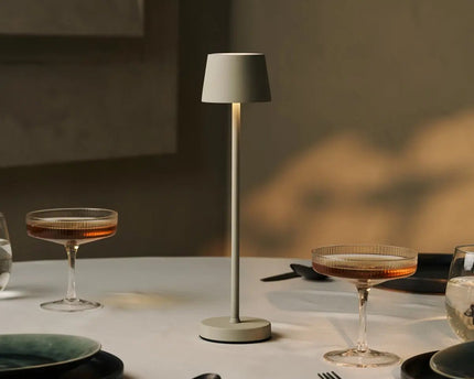 Vondel Mini Shadow Gray Oplaadbare en draadloze lamp perfect voor horeca -industrie - draadloos oplaadbaar via laadstation
