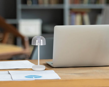 2 Set LED Battery Table Light "Gomba" voor buiten en binnen, gemaakt van metaal en plastic in wit, 18,5 cm hoog