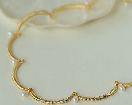 Elegante kanten bloemversiering parelketting