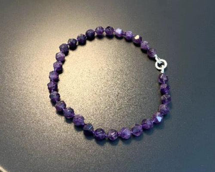Paarse amethist gefacetteerde kralen choker
