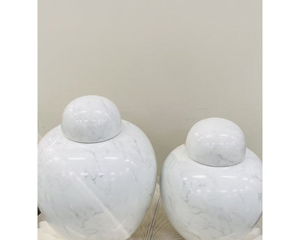 Zijden Bloemen met American porcelain ginger jar by mid-20th century Big H*28W*25
