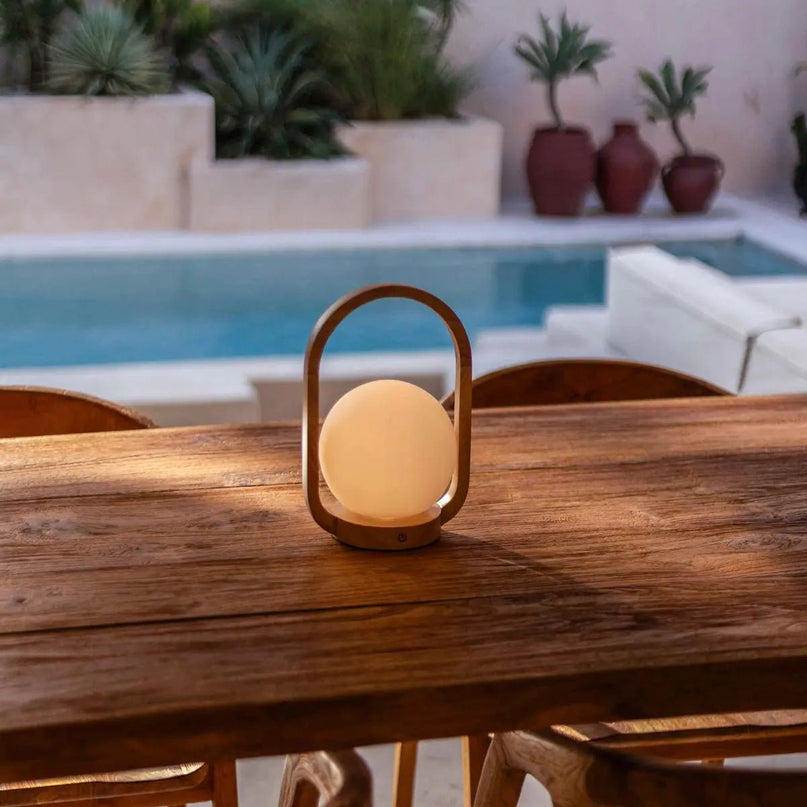Skye Lichtbruine Houten Snoerloze Lamp | Oplaadbaar en dimbaar ontwerp