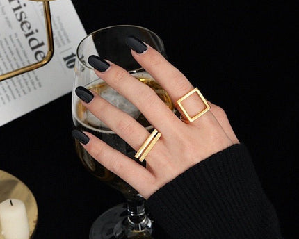 Sterling zilveren en gouden vermeil vierkante ring met opvallende look