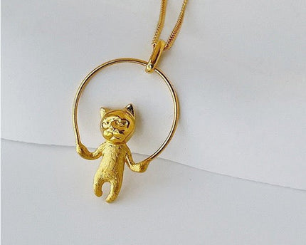 Leuke touwtje springende kat ketting
