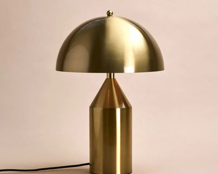 Otto Gold Dressoir Lamp – Stijlvolle metalen tafellamp voor elke kamer