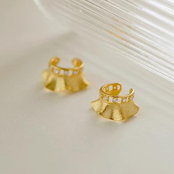 Uniek rokontwerp Oormanchet - Uit één stuk