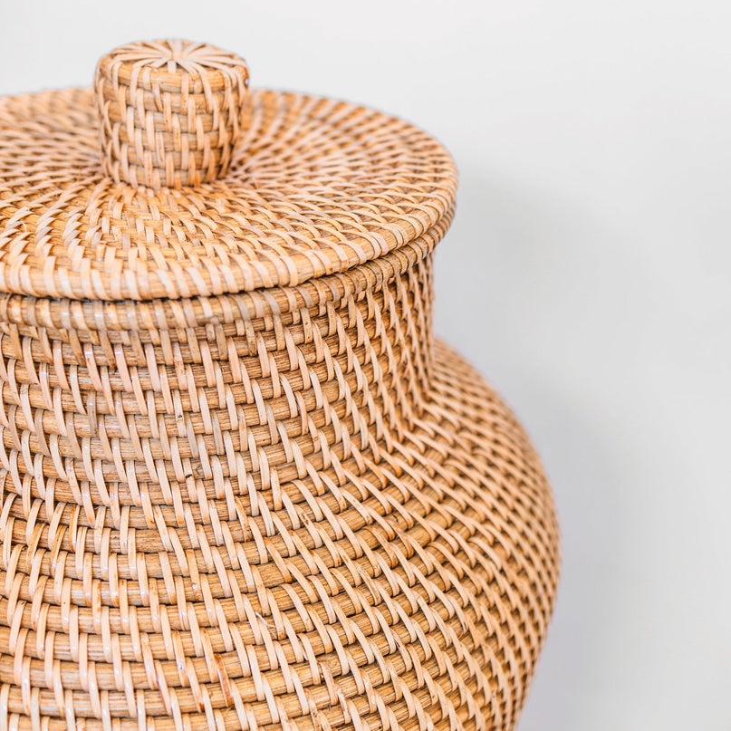 Geweven rotan vaas rond – grote boho decoratieve vaas – vaas hoog en smal – vloervaas handgemaakt van natuurlijke vezels (Ø 30 cm) KIDUNG