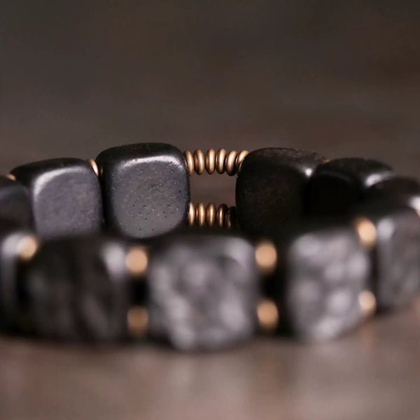 Zwarte sandaal houten vierkante plaat armband