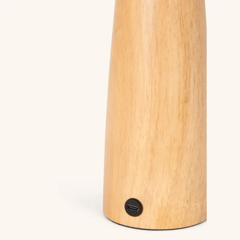 Lennart Houten Tafellamp – Oplaadbare, dimbare en draadloze verlichting