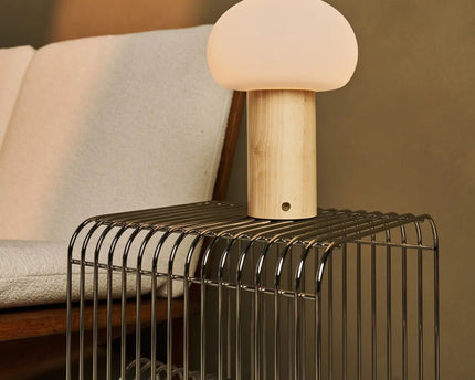 Sam lichtbruine houten tafellamp met glas en oplaadbare batterij | Dimbare en veelzijdige verlichting
