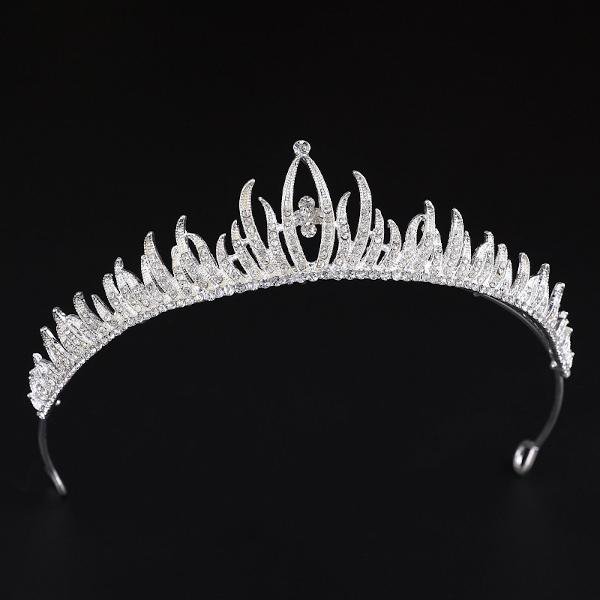 Koningin stijl koninklijke elegantie bruiloft tiara's