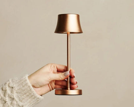 De Pijp Mini koper oplaadbare tafellamp - Draadloos opladen, dimbare lamp en 3 lichte kleuren