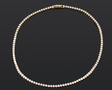 Tijdloze sprankelende choker met diamantlook