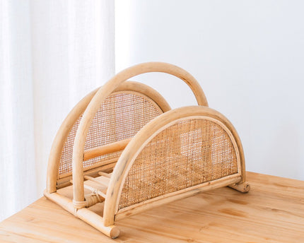Rotan Krantenrek – Tijdschriftenhouder – Boho Krantenmand – Handgemaakte Rotan Krantenhouder ALOR