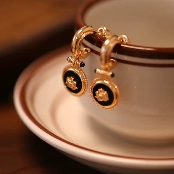 Vintage geïnspireerde Rose Drop oorbellen