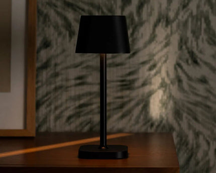Ava Zwarte Oplaadbare Tafellamp | Slanke draadloze verlichtingsoplossing