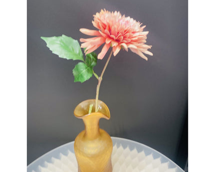 vintage amberkleurige glazen vaas klein formaat: H30cm B: 7cm