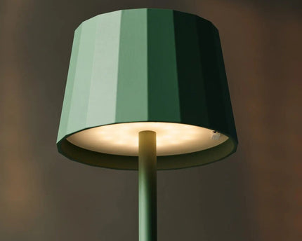 Wouter salie groen oplaadbare tafellamp-draadloos opladen, dimable, 120 uur batterijduur