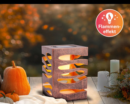 LED Decoratie Solar Light "Hilda", 12,3 x 12,3 cm, 20 cm hoog, gemaakt van hoogwaardige plastic, binnen goud, goudbruine metalen afwerking, geïntegreerde LED, warm wit