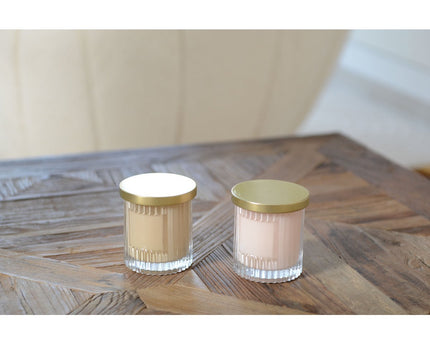 Roze kaars met gouden hoes kokosparfum