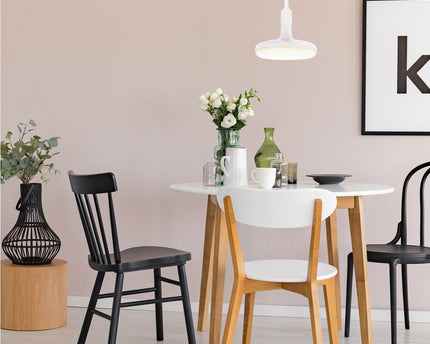Hangende lamp "UFO" LED witte hangende lamp gemaakt van plastic met E27 -aansluiting inclusief lampen