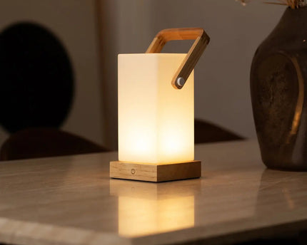 Harper lichtbruine houten lamp – draadloze oplaadbare tafellamp met handvat