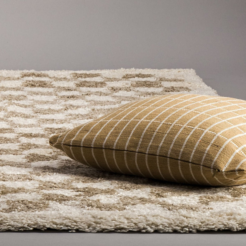 CHECKERS Zacht en comfortabel hoogpolig vloerkleed