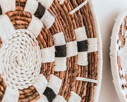 Wanddecoratie Ronde Boho Muurmand of Platte Kom TAMAN gemaakt van Bananenvezel (2 maten)