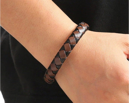 Leerachtige gevlochten herenarmband