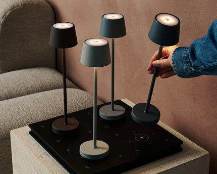 Vondel Mini Shadow Gray Oplaadbare en draadloze lamp perfect voor horeca -industrie - draadloos oplaadbaar via laadstation