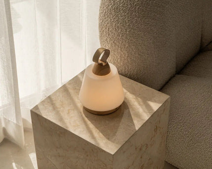 Liv lichtbruine oplaadbare lamp – lederen band, dimbaar, draadloos