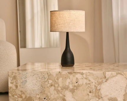 Jacob zwarte lamp met beige kap – elegante en warme verlichting