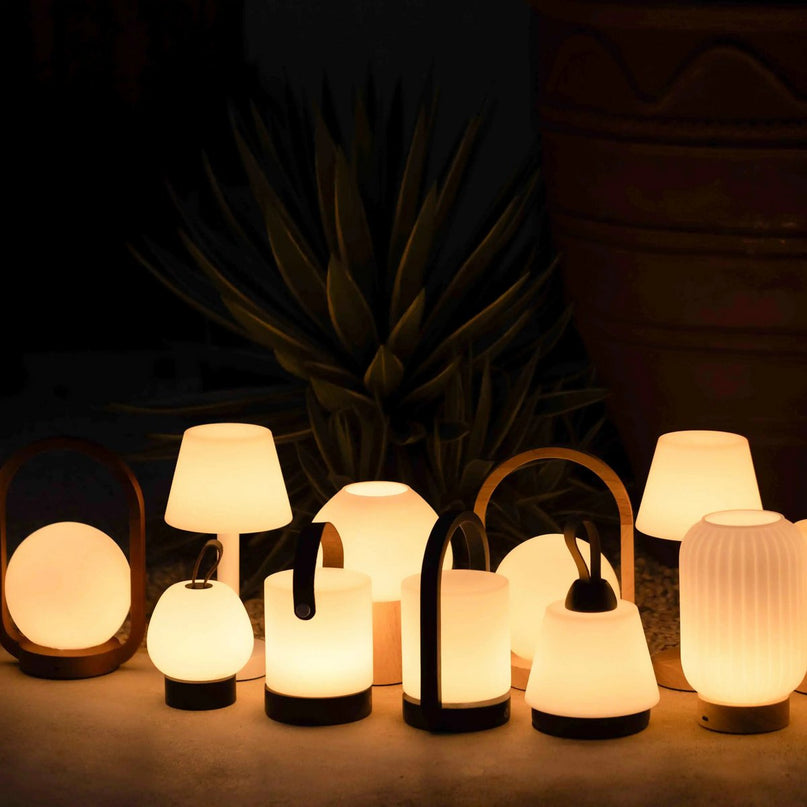 Rover Lichtbruine Houten Oplaadbare Lamp | Snoerloos, dimbaar met stoffen kap