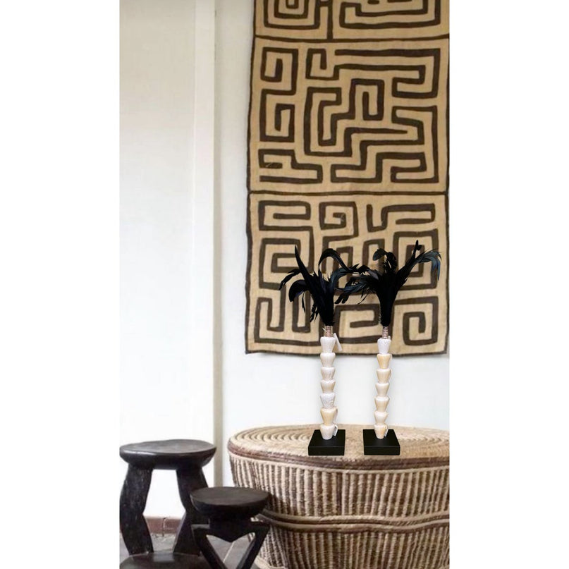 Papua white shell with veren on stand(7 shell)