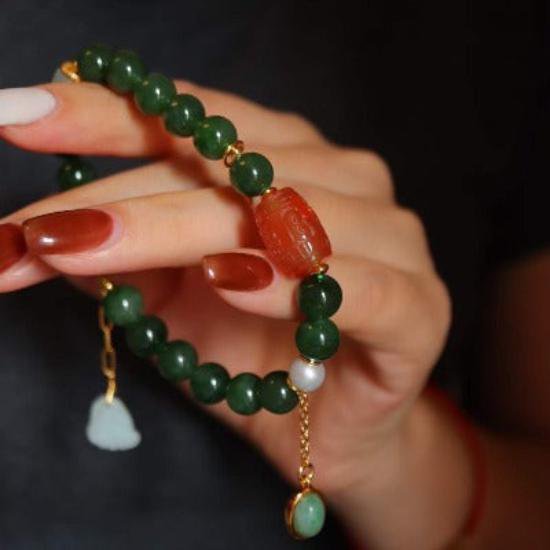 Hetian jade kralen Tibetaanse totemarmband