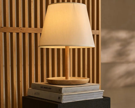 Emily lichtbruine houten lamp met kabel - handgemaakt duurzaam ontwerp voor thuis