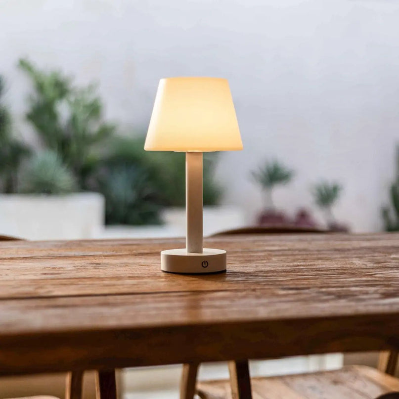 Zoë Witte Houten Oplaadbare Tafellamp | Draadloos, dimbaar, USB-C, batterij met een levensduur van 80 uur