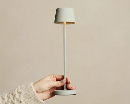 Vondel Mini Shadow Gray Oplaadbare en draadloze lamp perfect voor horeca -industrie - draadloos oplaadbaar via laadstation