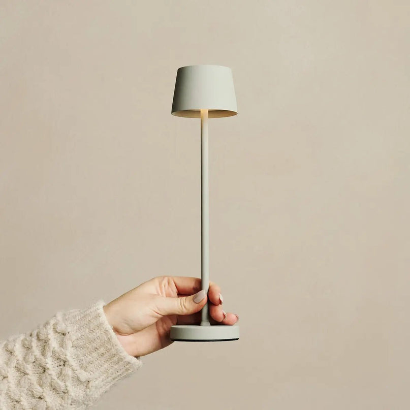 Vondel Mini Shadow Gray Oplaadbare en draadloze lamp perfect voor horeca -industrie - draadloos oplaadbaar via laadstation