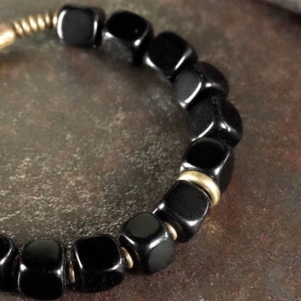 Zwarte obsidiaan blokken armband met bronzen armband