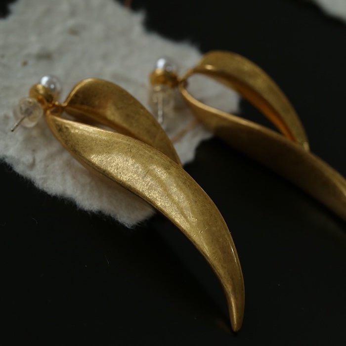 Vintage stijl gouden blad oorbellen