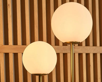Giorgia Elegant Marble Lamp - Elegante tafellamp met matglazen lampen