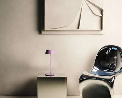 Hugo Violet Lila Oplaadbare tafellamp - Stijlvol, dimbare lamp & draadloos