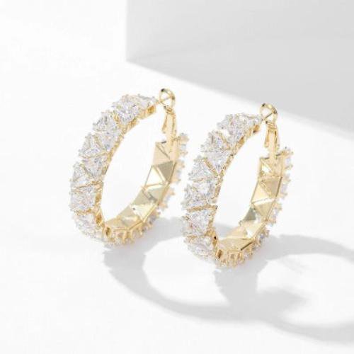 Luxe hoepeloorbellen met diamantlook