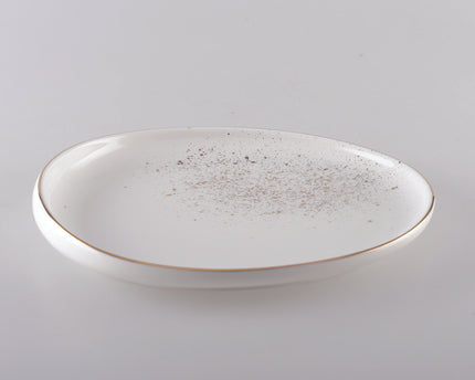 Witte ovale dessertplaat of flits of