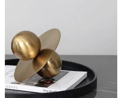 Moderne en eenvoudige metalen bolvormige ornamenten voor huis en woonkamer.Afmetingen: 20cm*20cm