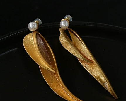 Vintage stijl gouden blad oorbellen