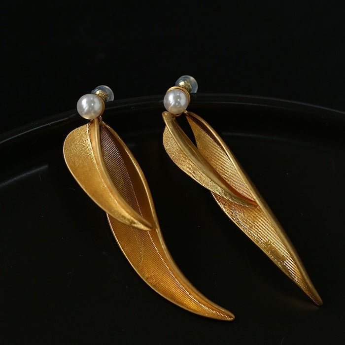Vintage stijl gouden blad oorbellen