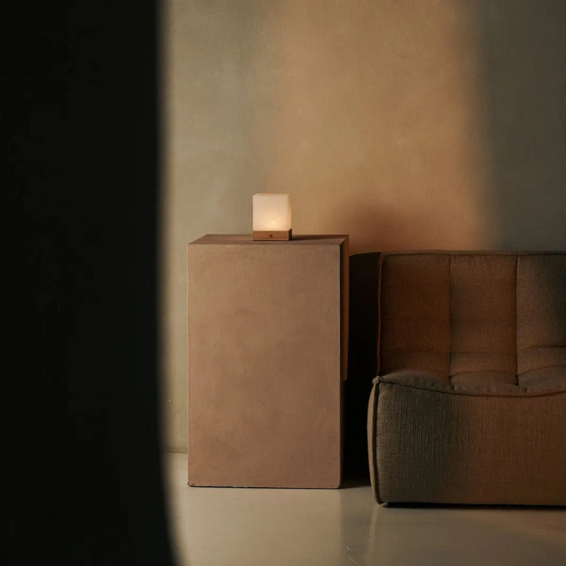YCE lichtbruine draadloze houten lamp met bevroren glas-oplaadbare, dimbare, 100-uur batterij